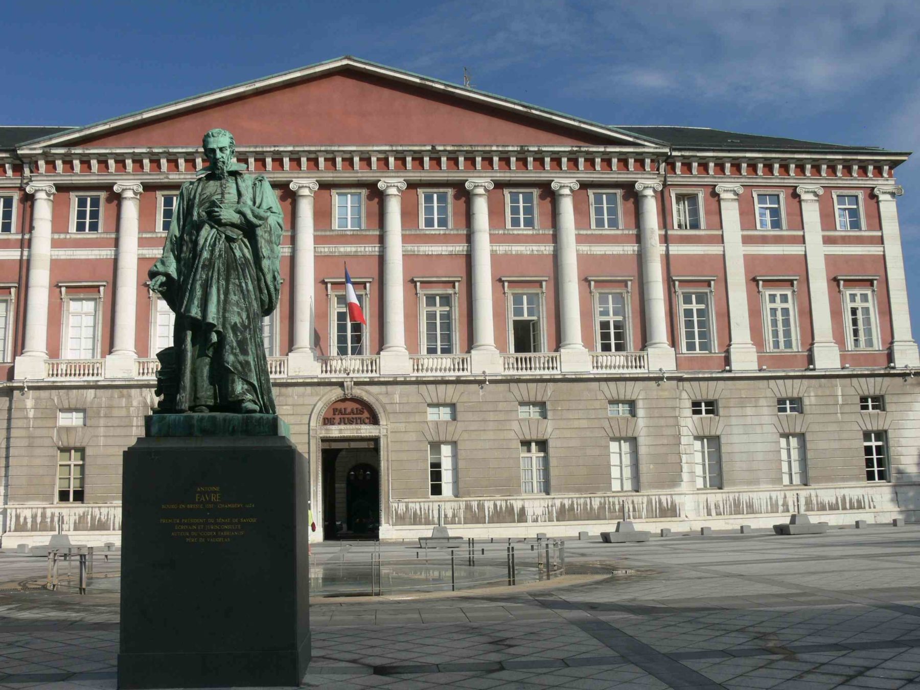 Faculté de droit de l'Université Savoie Mont Blanc